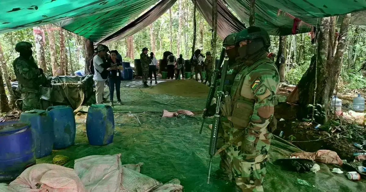 Laboratorio de droga destruido