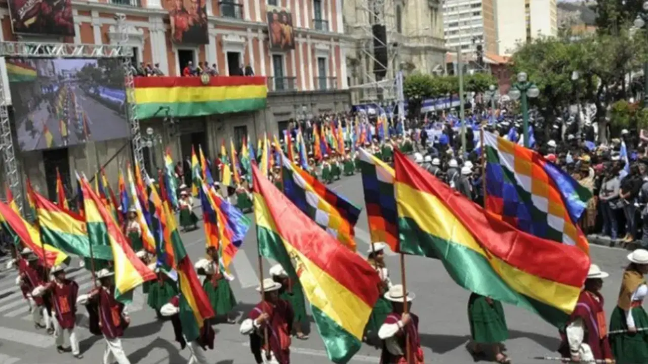 Festejos por el Día del Estado Plurinacional de Bolivia, el año pasado.