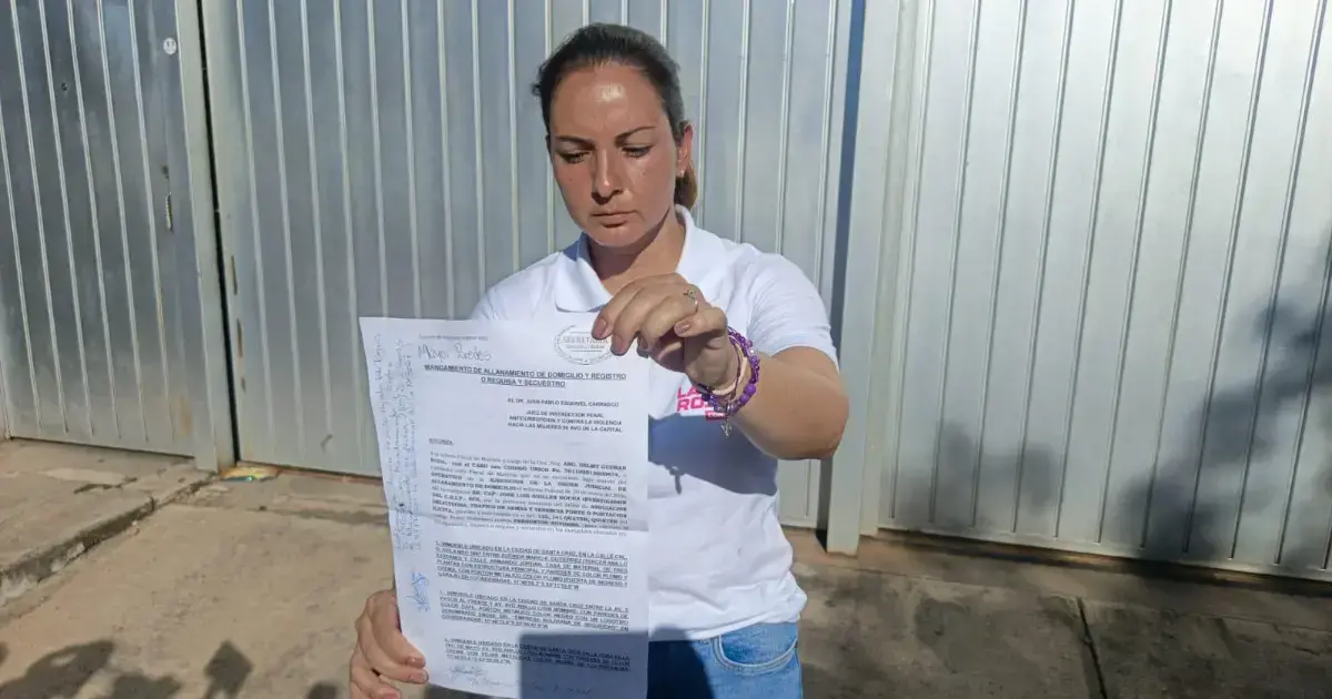 Laura Rojas se manifestó molesta por el allanamiento