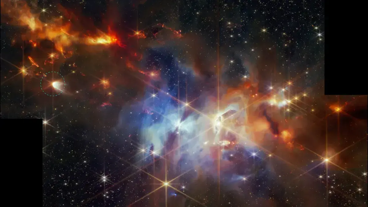 Imagen del telescopio James Webb que muestra la protostar EC 53, rodeada por un disco de gas y polvo.