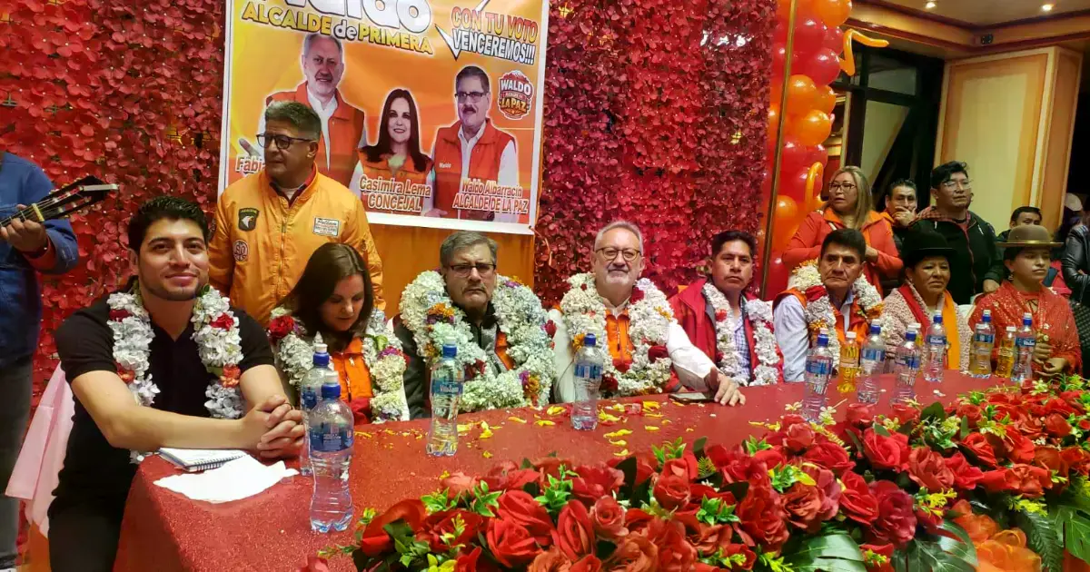 Acto de proclamación de candidatos de la agrupación Venceremos.