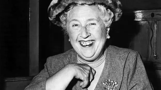Una entrevista inédita de 1955 revela los métodos de escritura de Agatha Christie