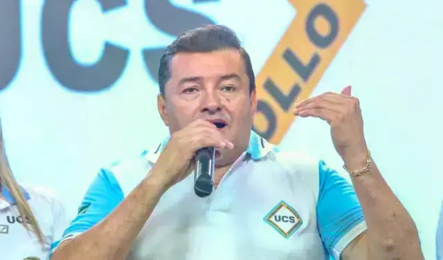 Jhonny Fernández pierde el partido que creó su padre, Max Fernández.