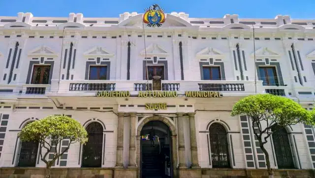 El Concejo Municipal de Sucre.