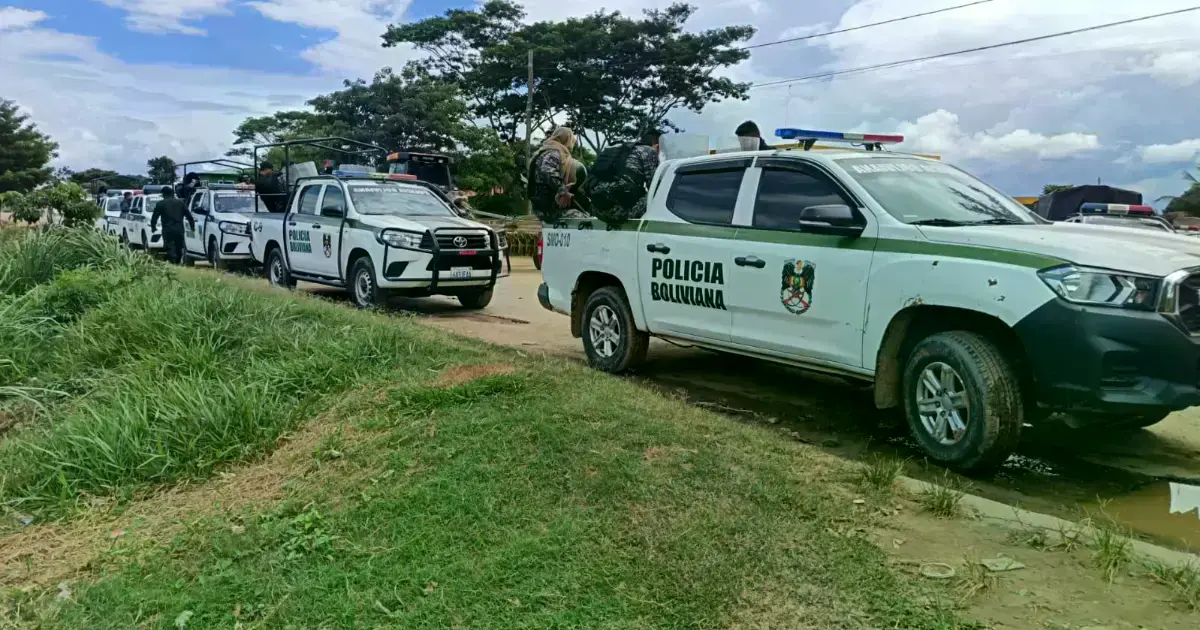 Comitiva de desalojo llegó hasta Las Londras