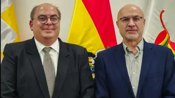 Posesión del viceministro de Tierras, Hormando Vaca Diez.