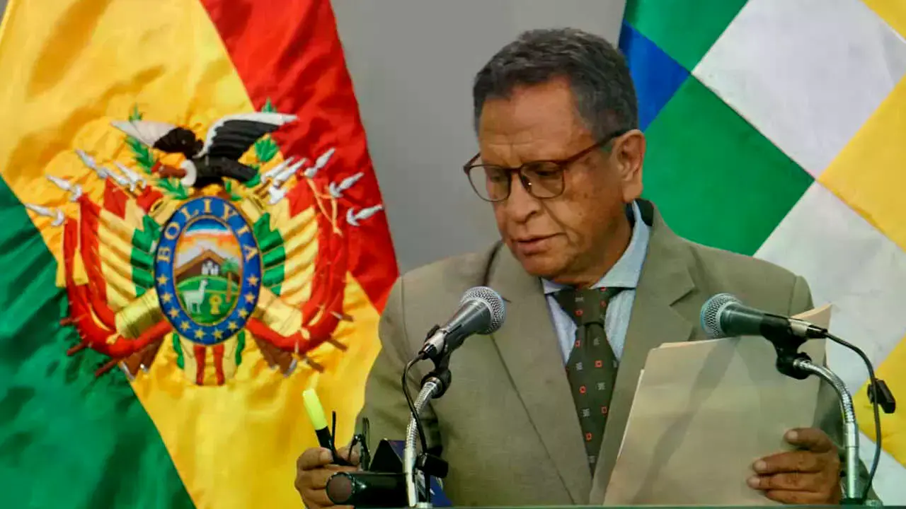 El ministro de Gobierno, Marco Antonio Oviedo.