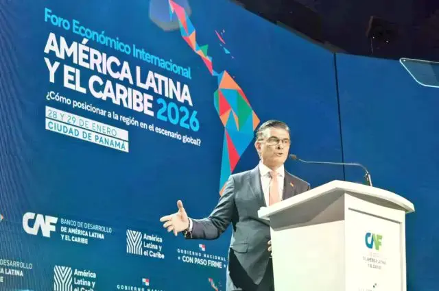 El presidente Rodrigo Paz, este miércoles, en Panamá, en el Foro de la CAF.