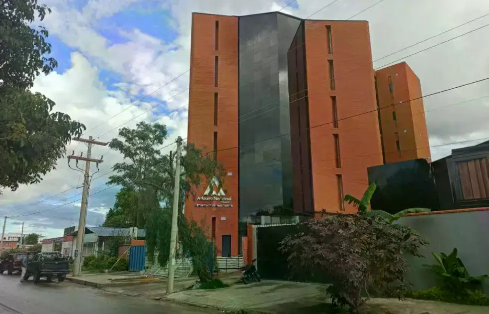 El edificio de la Aduana en Tarija.