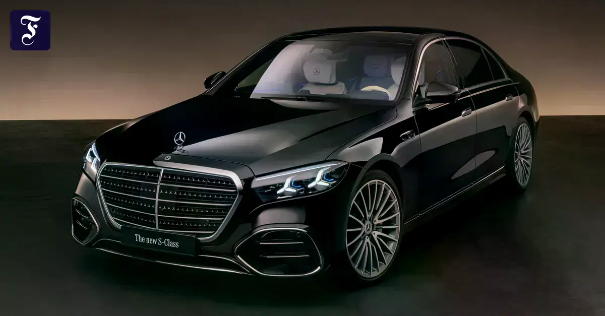 La Mercedes-Benz S-Klasse con el restyling para 2026.
