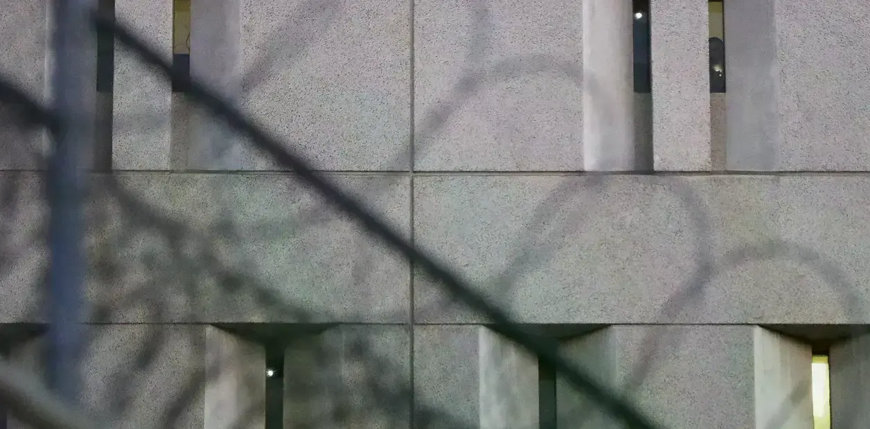Un centro de detención de inmigrantes en Los Ángeles, California.