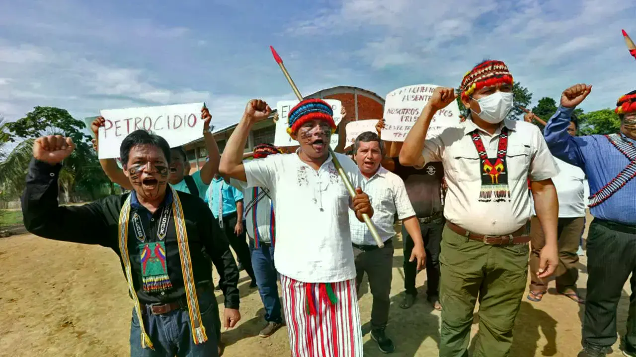 Comunidades achuar protestan contra la petrolera Geopark en el distrito de Morona.