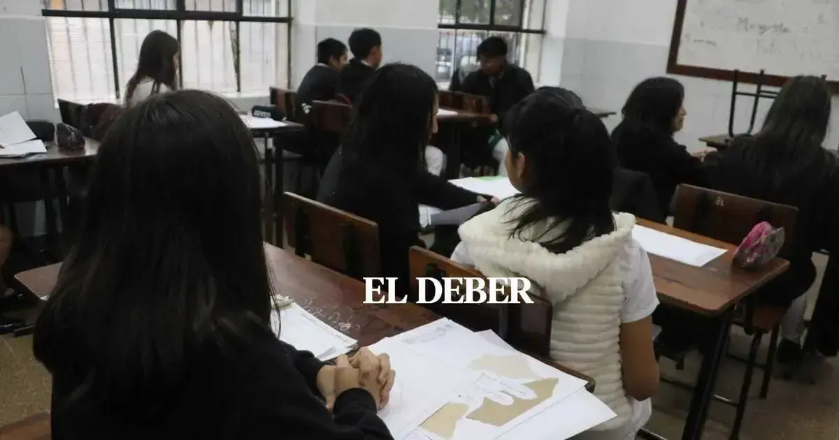 Imagen referencial de estudiantes