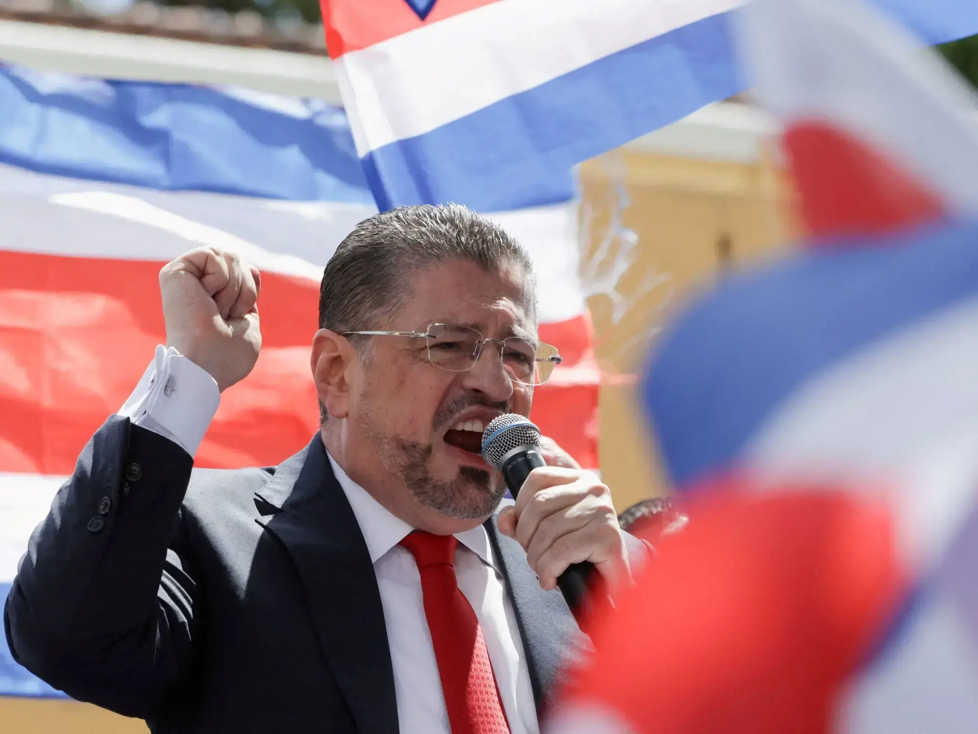 Rodrigo Chaves Robles, el actual presidente de Costa Rica.