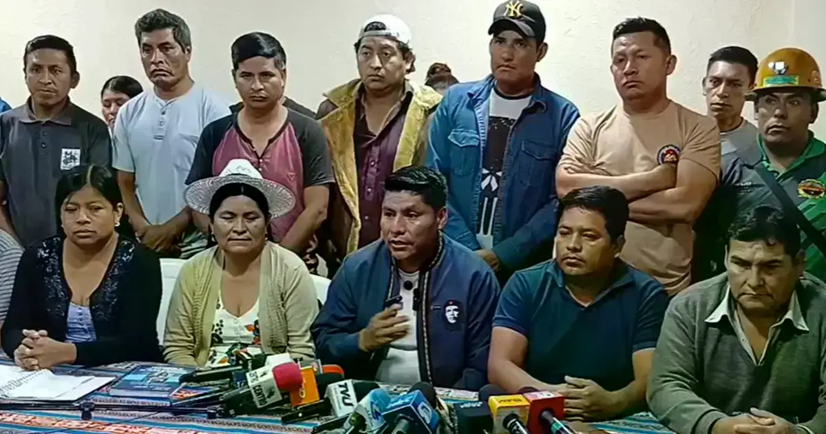 Leonardo Loza fue presentado como candidato a gobernador de Cochabamba.