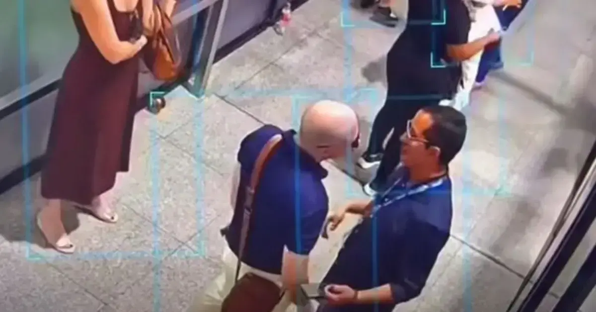 Captura de video que muestra a Zeballos en Viru Viru