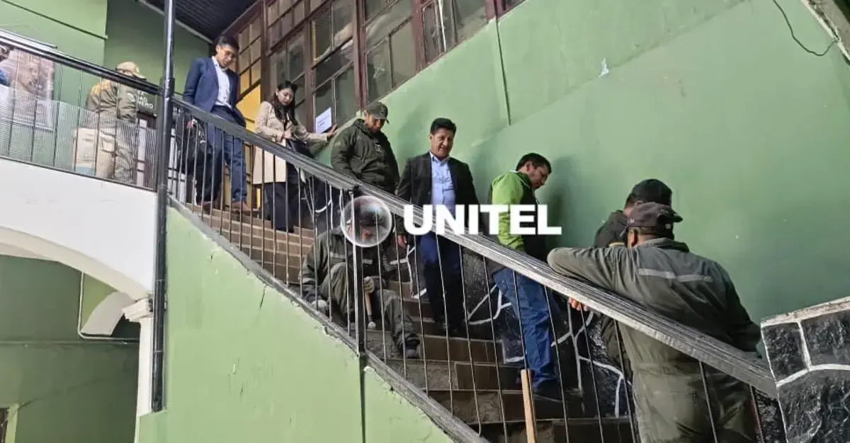 Las oficinas policiales de la avenida Pando fueron intervenidas este viernes.