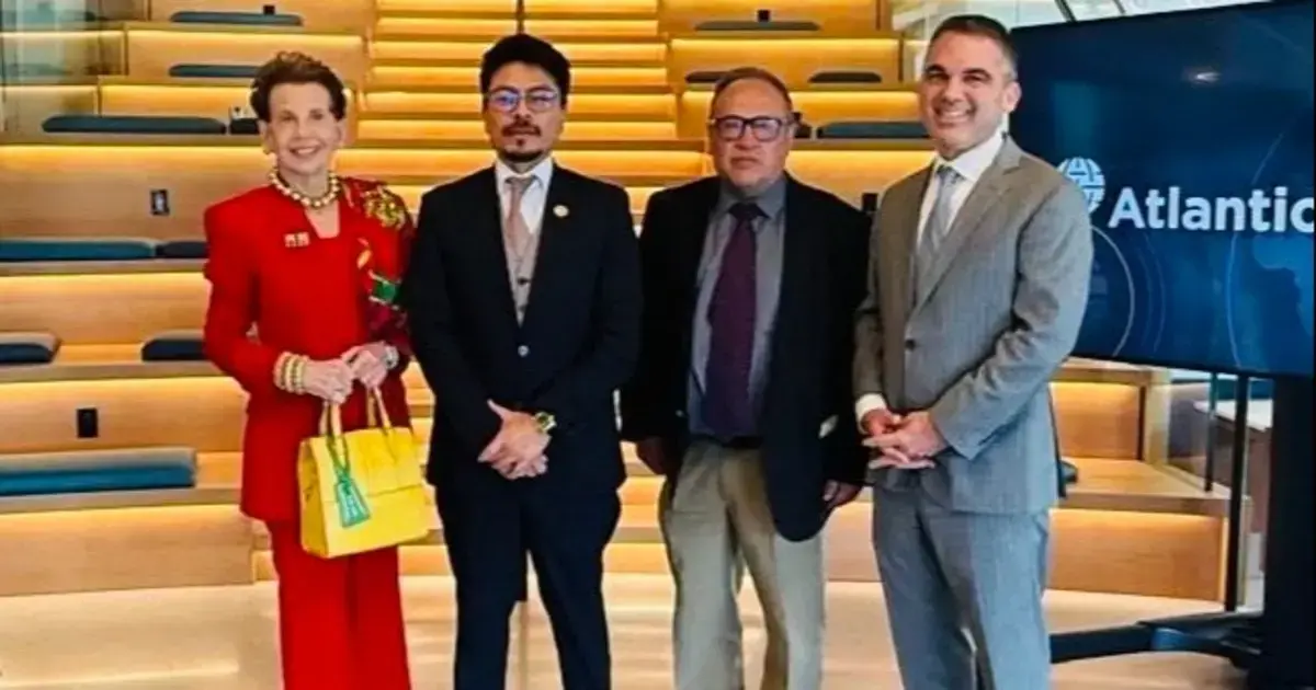 El canciller boliviano con personeros del Atlantic Council.