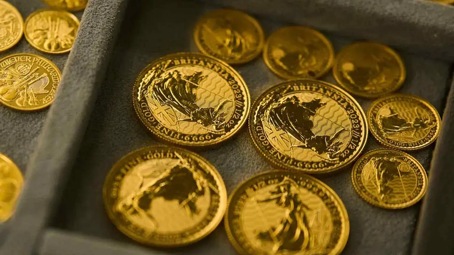 Monedas de oro