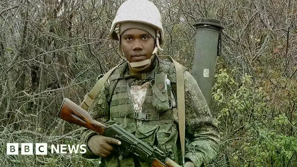 Clinton Mogesa, de 29 años, murió combatiendo por Rusia en Ucrania.