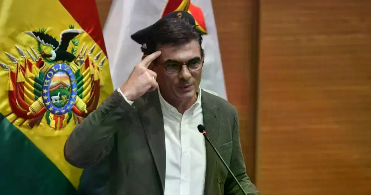 Rodrigo Paz durante un acto en la Casa Grande del Pueblo.