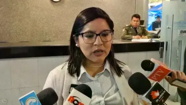 La diputada por la bancada Libre, Lissa Claros.