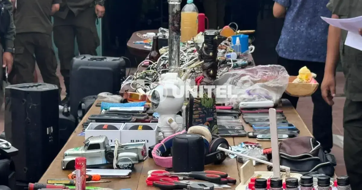 Algunos de los materiales secuestrados en el operativo