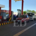 Desabastecimiento irregular de combustible en Santa Cruz durante el Carnaval