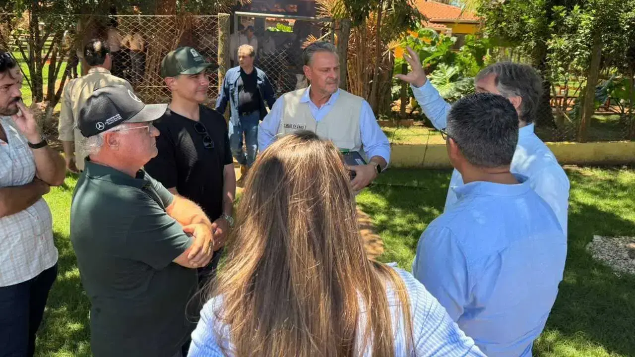 Reunión de ministros de Bolivia y Brasil en San Ignacio de Velasco.