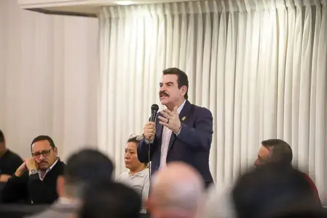 El alcalde de Cochabamba, Manfred Reyes Villa.