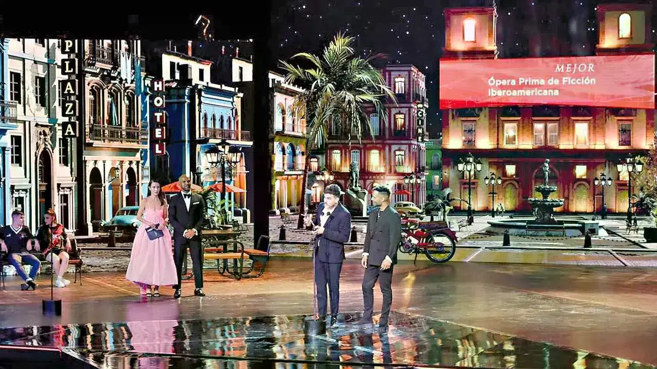 Fotografía de una gala de los Premios PLATINO XCARET.