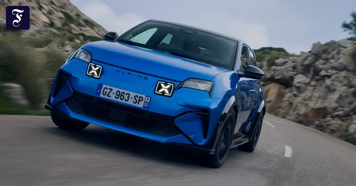 El Alpine A 290, claramente basado en el Renault 5.