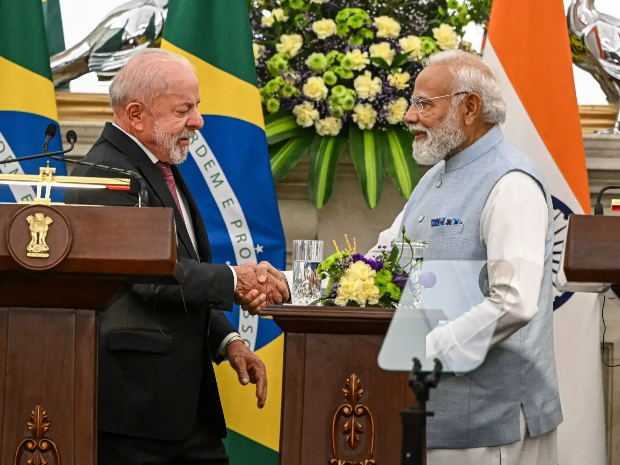 El primer ministro indio, Narendra Modi, y el presidente de Brasil, Luiz Inácio Lula da Silva, este sábado en Nueva Delhi.