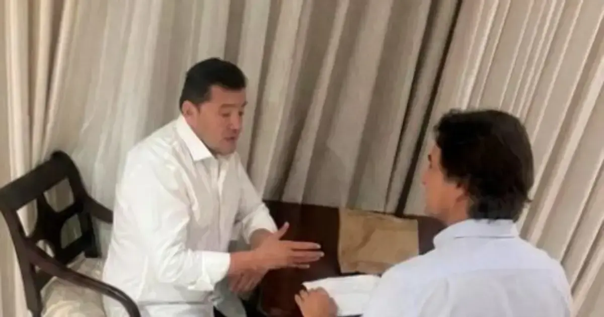 La foto fue calificada como 'trucha' por Saavedra