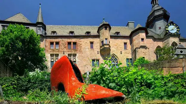 La torre del castillo de Trendelburg, asociada al cuento de Rapunzel.