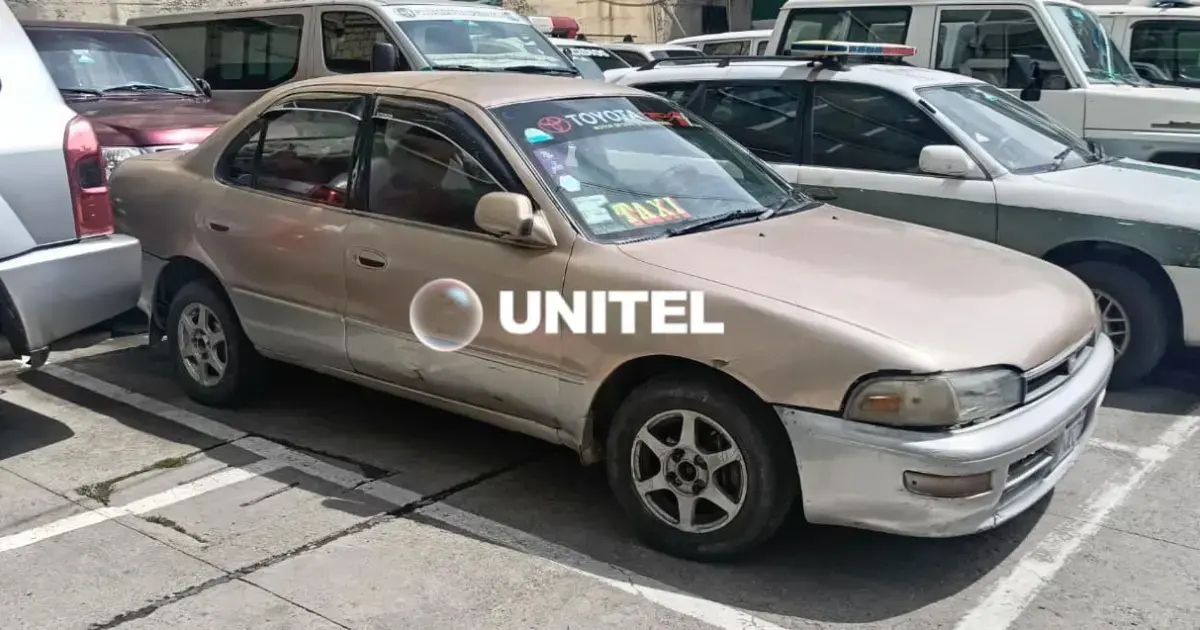 El vehículo que fue secuestrado por la Policía.