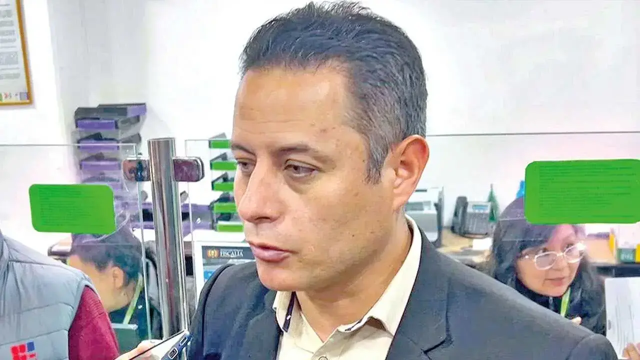 El vicepresidente Edmand Lara en una rueda de prensa.