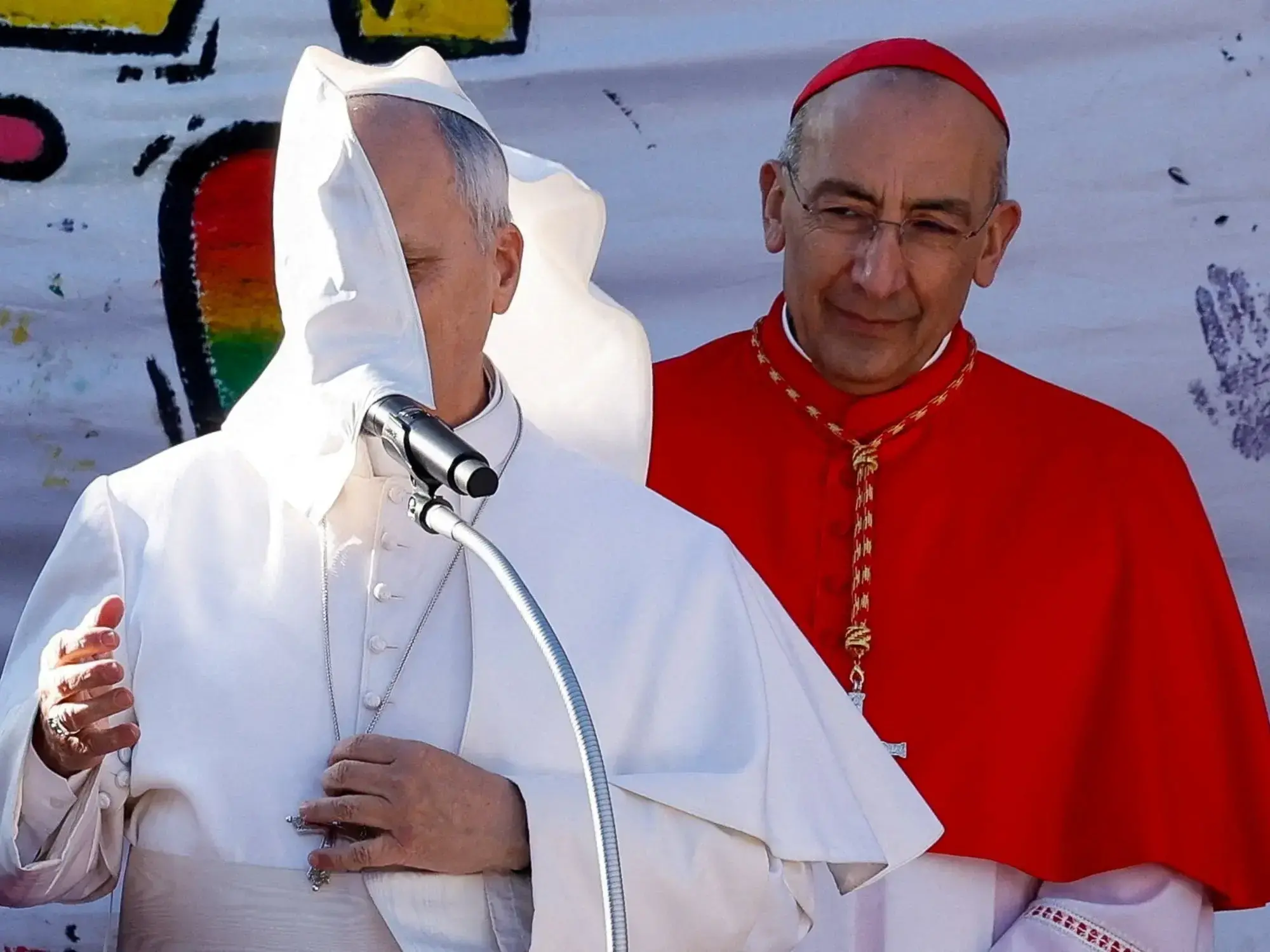 El Papa durante una visita a la parroquia de Santa Maria Regina Pacis en Ostia Lido, Roma.