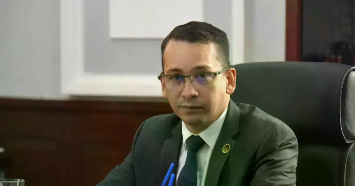 Romer Saucedo, presidente del TSJ.