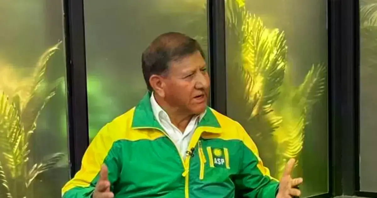 El candidato a la Gobernación de La Paz por la ASP, Augusto Oblitas.