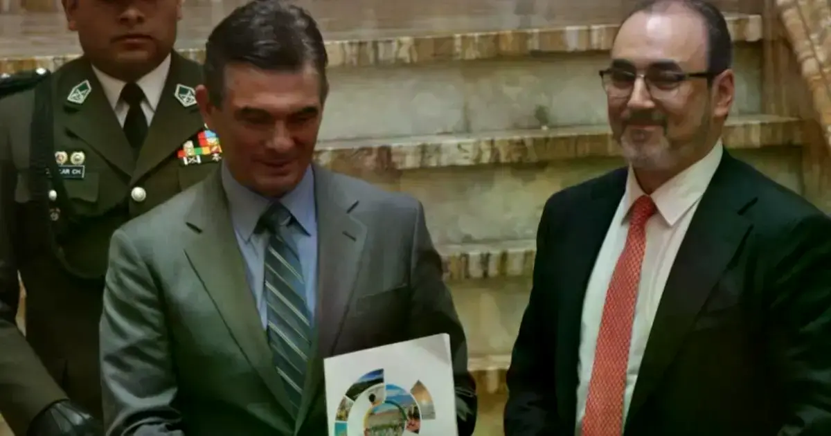 Paz y Díaz Granados en Palacio Quemado.