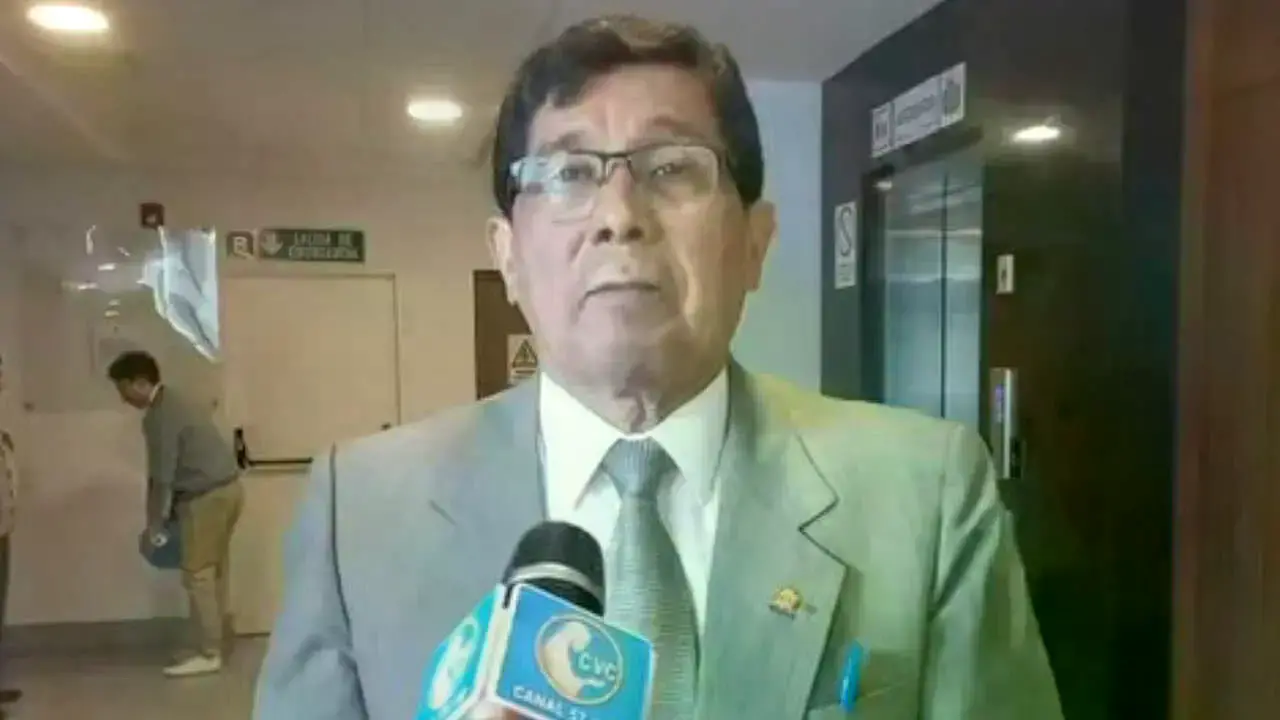 El senador que presentó el proyecto de ley.