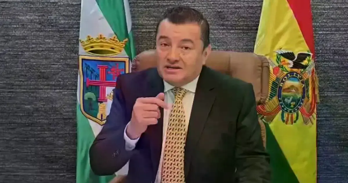 Jhonny Fernández durante una revisión médica en el penal de Palmasola.