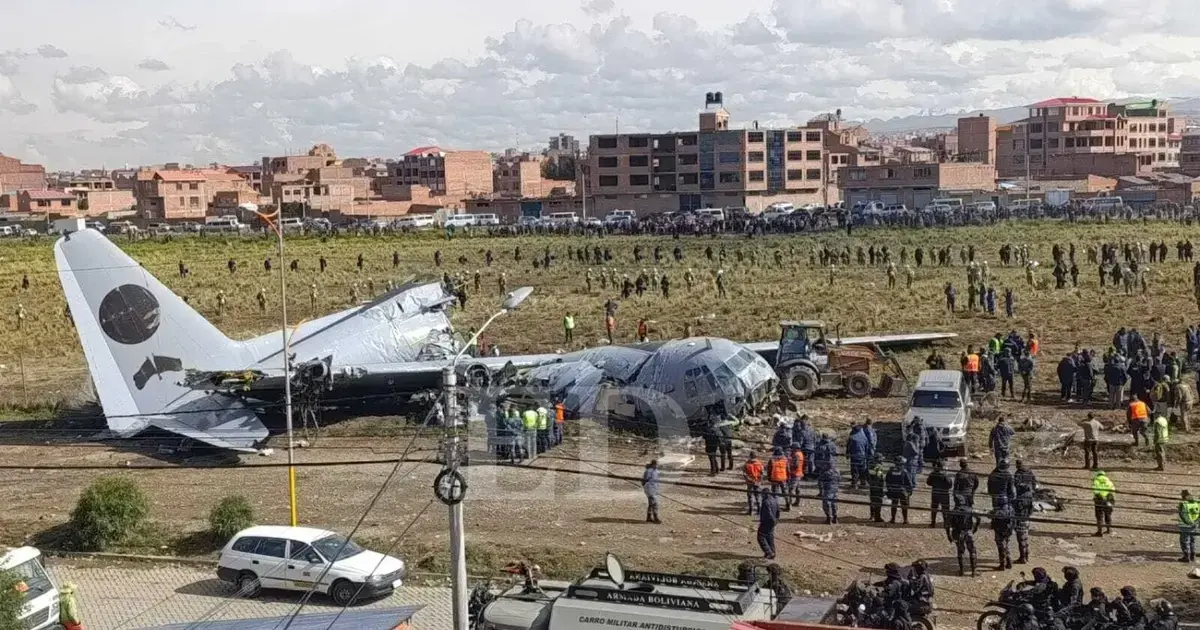 Así quedó el C-130 de la FAB tras el accidente del viernes.