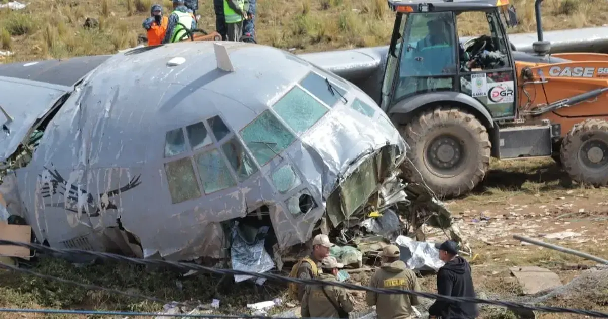 Así quedó la parte delantera del Hércules siniestrado