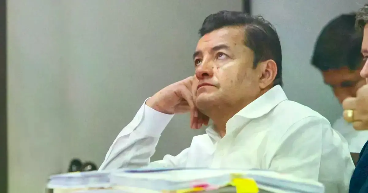 El alcalde Jhonny Fernández en la audiencia cautelar donde se ordenó su detención.