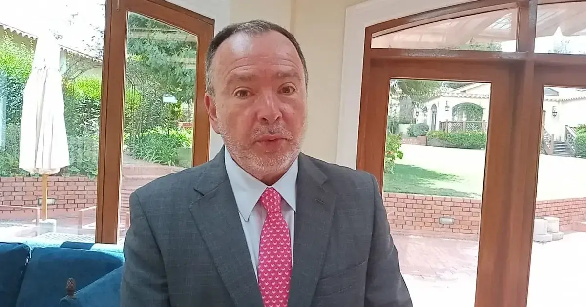 El cónsul general de Chile, Fernando Velasco.