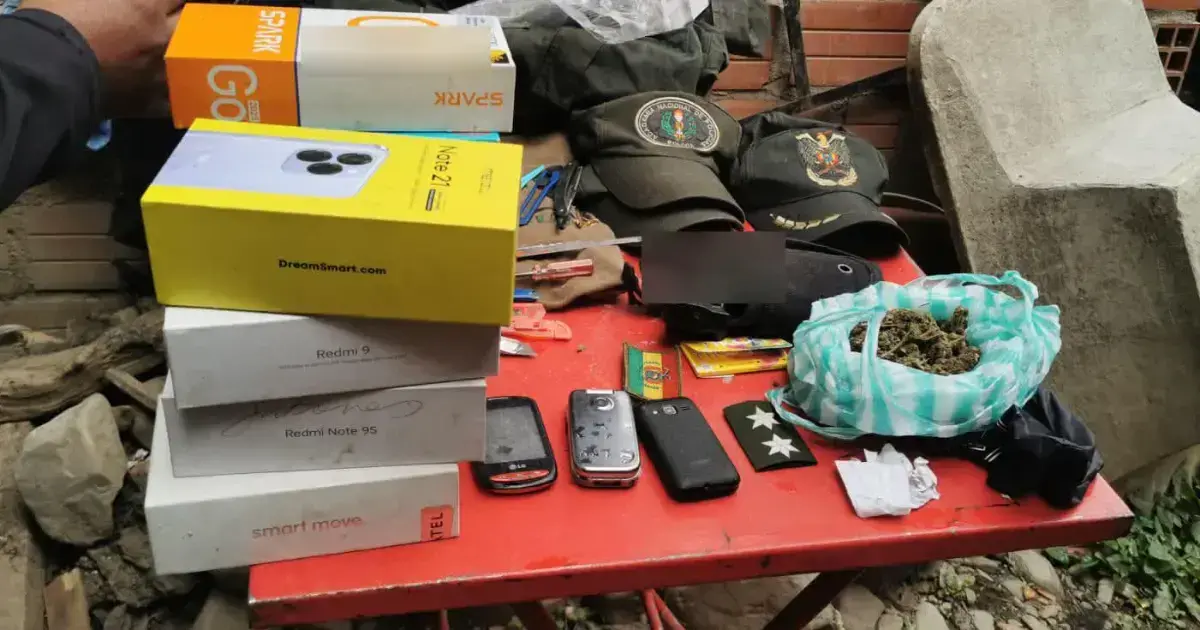 Objetos secuestrados por la Policía en el operativo.