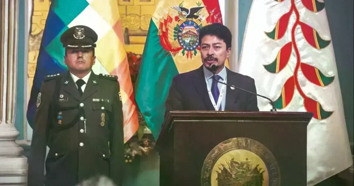 El canciller de Bolivia, Fernando Aramayo, durante el informe de gestión 2025.