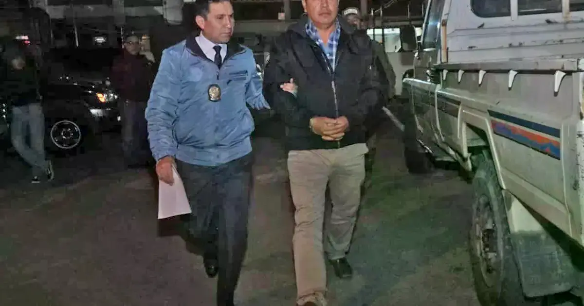 El exfuncionario que fue aprehendido por el caso del edificio de Tarija.
